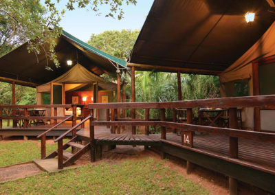 Falaza Game Park and Spa - Exterior Tent Family
